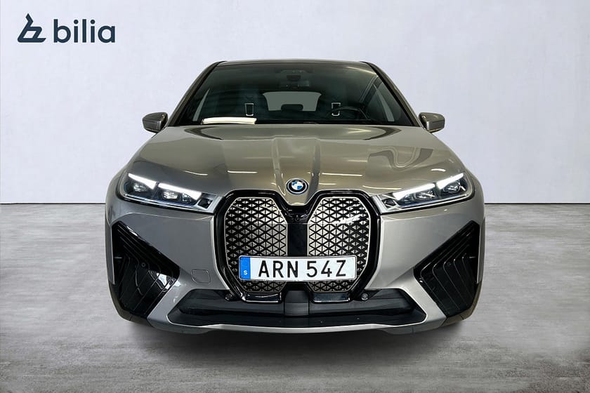 Bild 2 av BMW iX M60 M60/Luftfjädring/B&W/Sky Lounge/Soft-Close