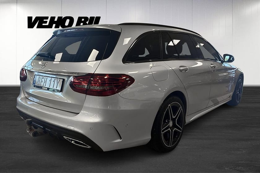 Bild 3 av Mercedes-Benz C 200 T d C200  AMG Line | Night Edition| Dragkrok |