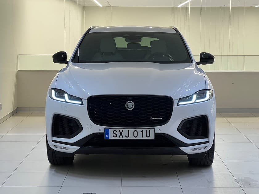 Bild 3 av Jaguar F-Pace P400e PHEV R-Dynamic SE