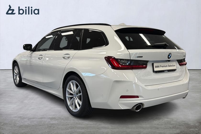 Bild 2 av BMW 320d xDrive Touring | Värmare | HiFi | Backkamera | Navi