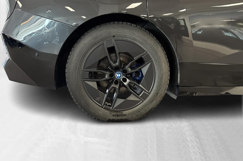 Bilde 5 av BMW iX xDrive40 Fully Charged, Skylounge, Comf.Ac, H/K, Laser