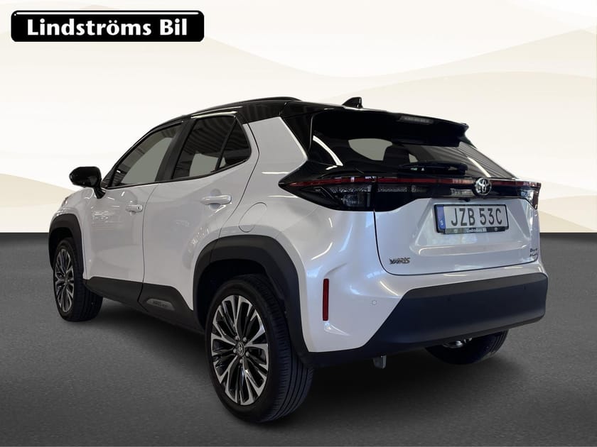 Bild 4 av Toyota Yaris Cross Hybrid 130 AWD-i STYLE Bi-Tone AWD