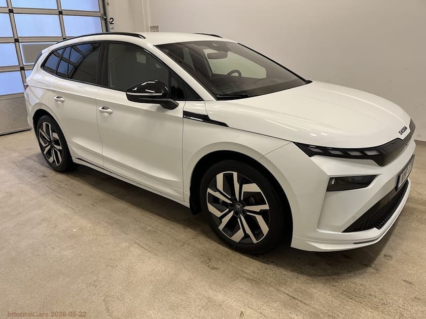 Bild 4 av Škoda Enyaq 85x Sportline Drag/Värmare/El-Stol/360