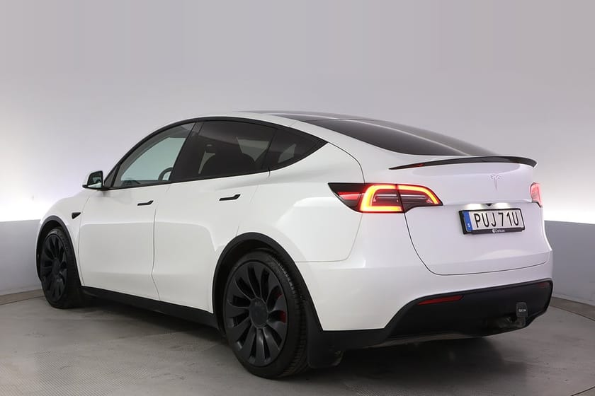 Bild 4 av Tesla Model Y Performance Autopilot Panorama Drag