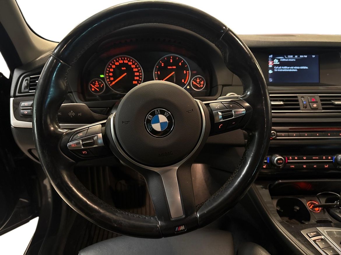 BMW BMW 520d xDrive Touring — bild 9