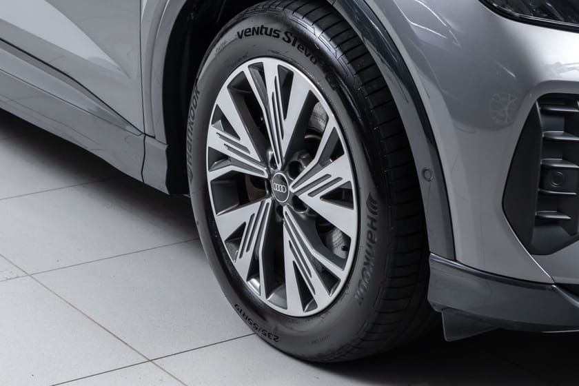Bilde 3 av Audi Q4 45 e-tron quattro Adaptiv Cruise-Tilhengerfeste-Keyless GO-Ryggekamera