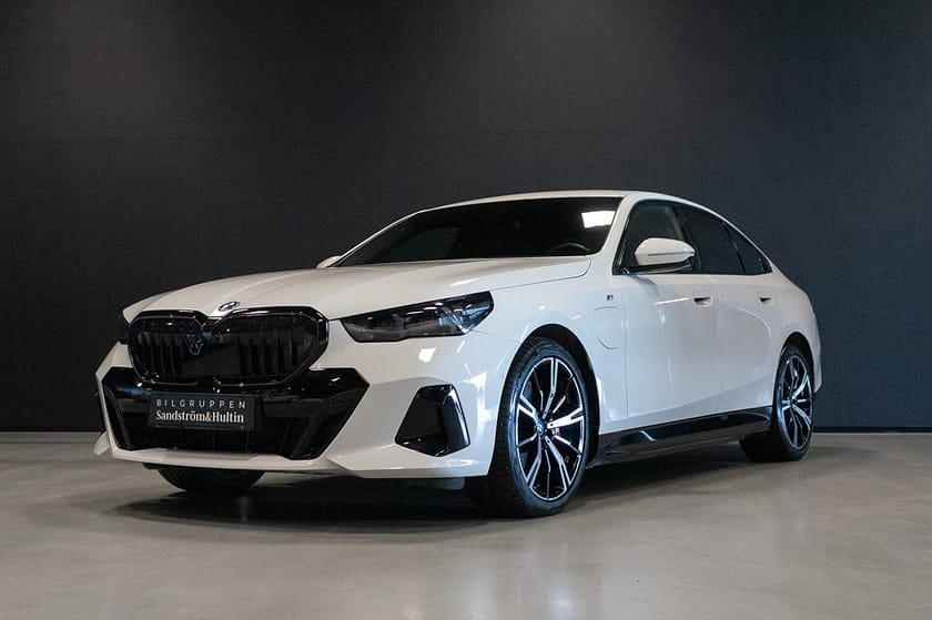 Bild 4 av BMW 550e xDrive Sedan M Sport Pro 490hk