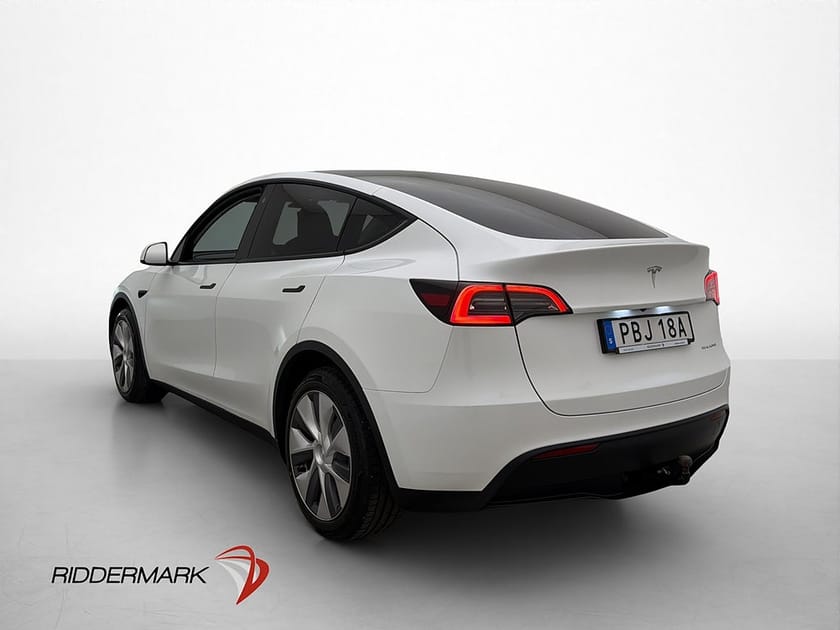 Bild 5 av Tesla Model Y Long Range AWD Pano Dragkrok AP MOMS
