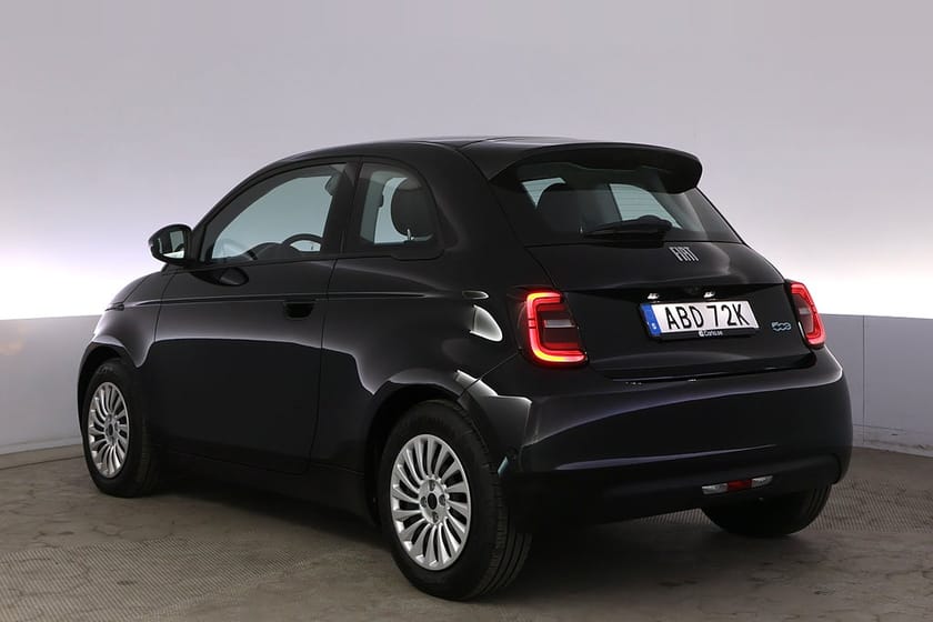 Bild 4 av Fiat 500e 42 kWh Icon BSM Kamera Keyless