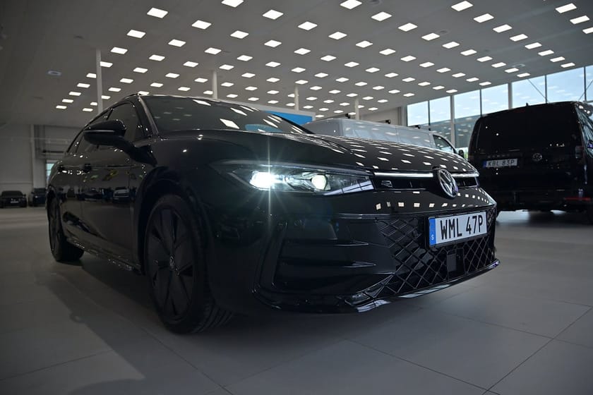 Bild 4 av Volkswagen Passat Sportscombi 2.0 TDI 4M 193 hk *Black Edition*