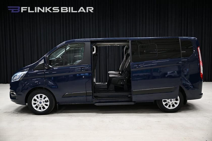 Bild 2 av Ford Tourneo Custom 320 130HK Automat|9-Sits|Dubbeldörr|Lågmil|Kambytt