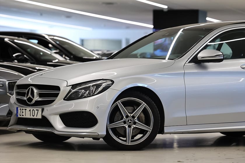 Bild 4 av Mercedes-Benz C 220 d 4MATIC AMG Line Pano B-kamera