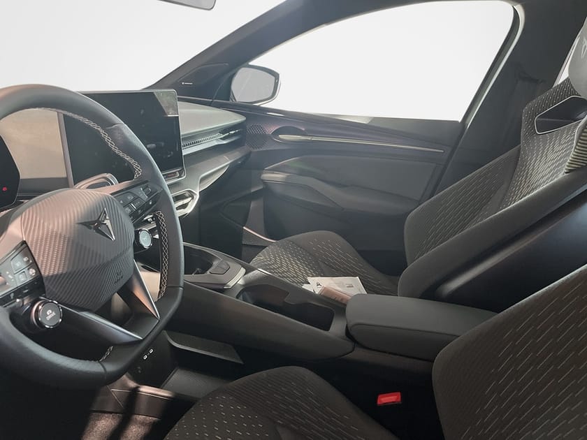 Bild 3 av CUPRA Raval VZ 52 KWH 166 KW /
