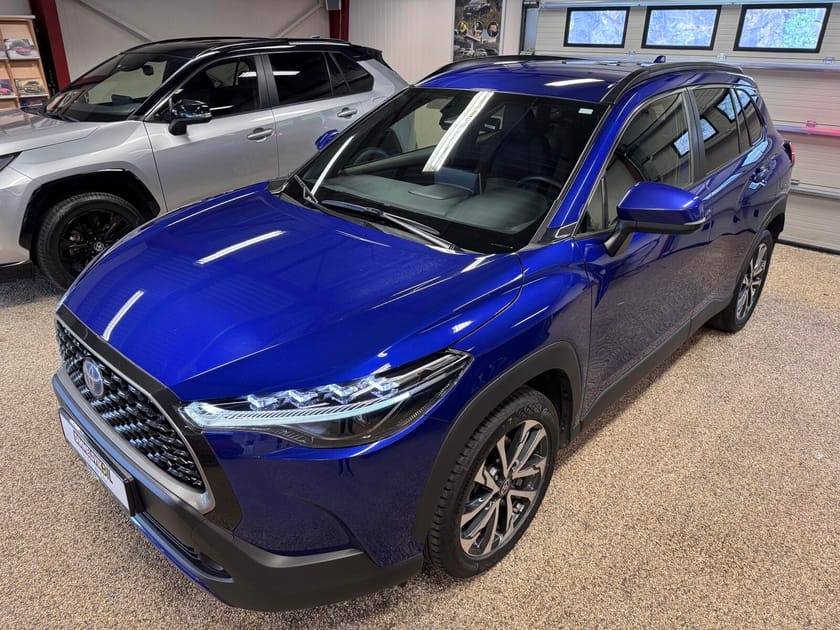 Bilde 2 av Toyota Corolla Cross Hybrid AWD-i 2,0 Executive