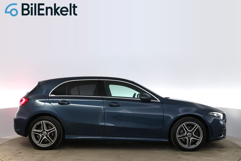 Bild 3 av Mercedes-Benz A 250 e AMG Panorama Drag B-Kamera