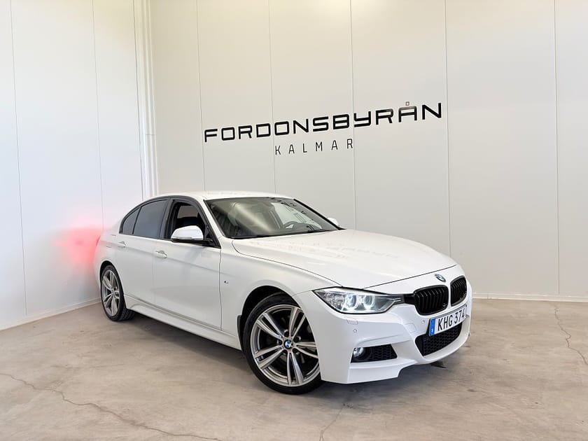 Bild 1 av BMW 330d xDrive Sedan M-Sport Shadow NaviPro Kamera Drag