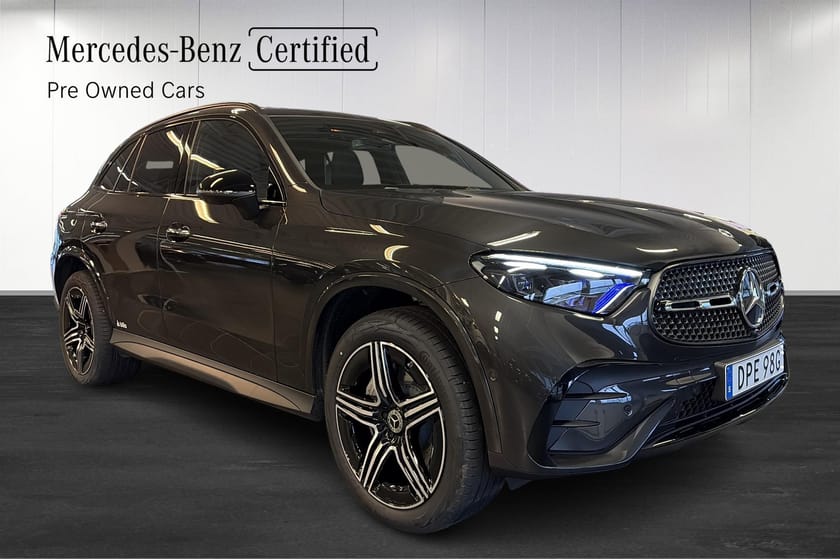 Bild 3 av Mercedes-Benz GLC 300 e 4MATIC Moms/AMG/Panorama/Burmester/Drag