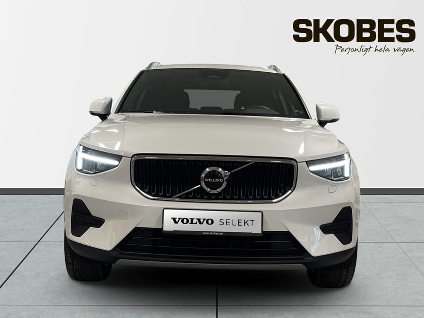 Bild 2 av Volvo XC40 B4 FWD Bensin Core