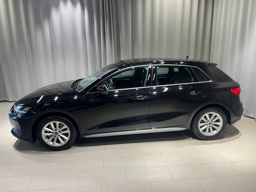 Bild 2 av Audi A3 Sportback 35 TFSI S-tronic Proline Advanced