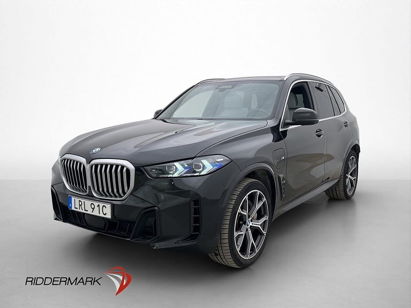 Bild 3 av BMW X5 xDrive50e M Sport Innovation HUD H/K Pano MOMS