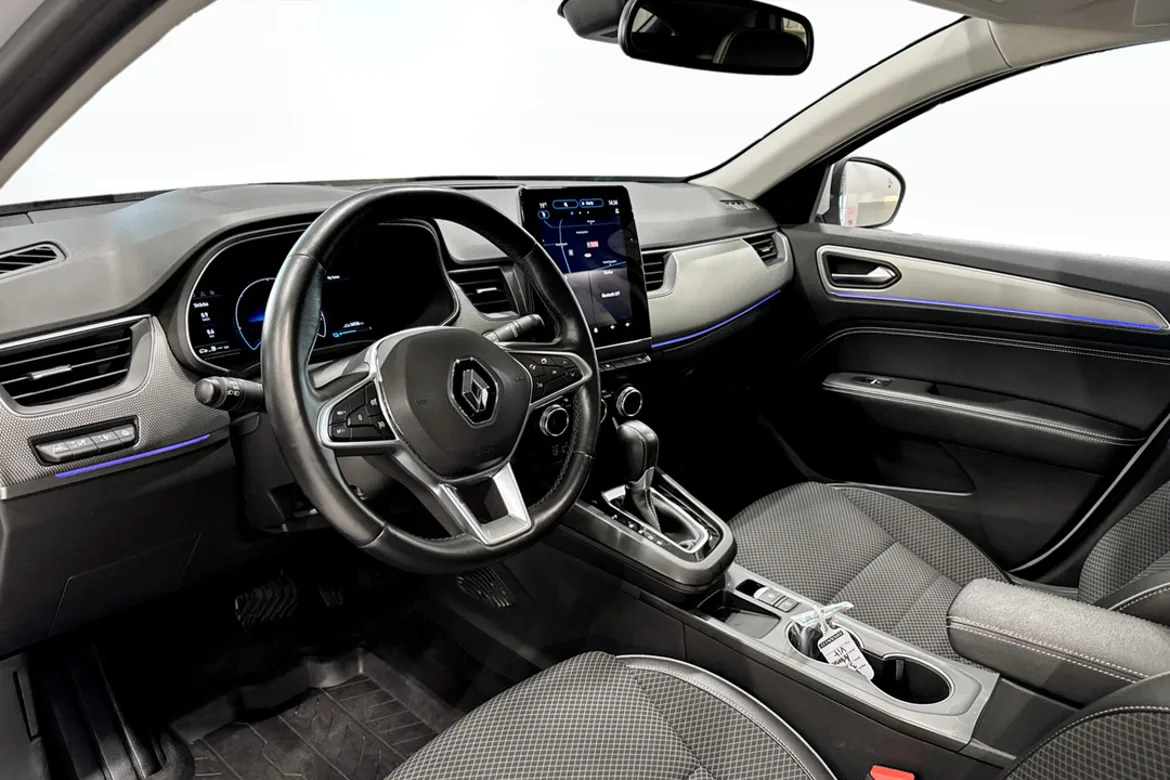 Renault Arkana E-TECH 145