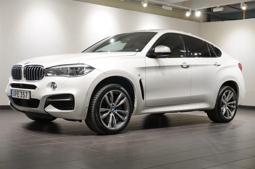 Bild 1 av BMW X6 M50d 360° Taklucka H K Drag 4-Zons DAP Ad-Led