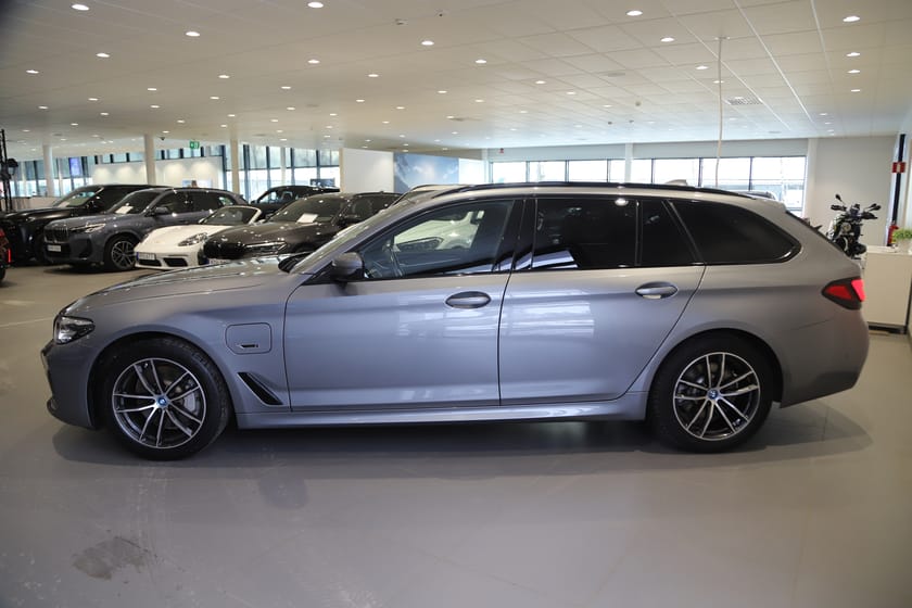 Bild 4 av BMW 530e xDrive Touring M Sport / Dragkrok