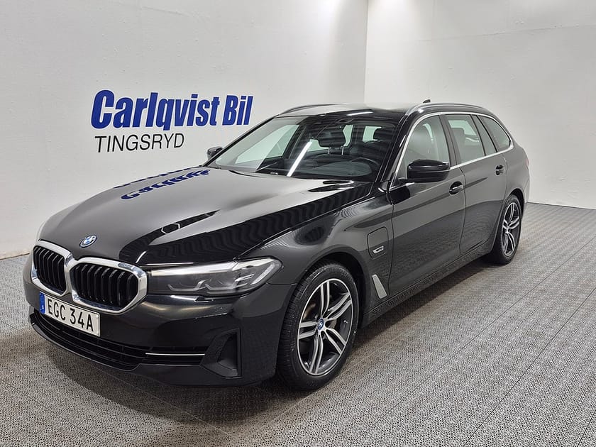 Bild 1 av BMW 530e Touring Plug in 292HK Läder