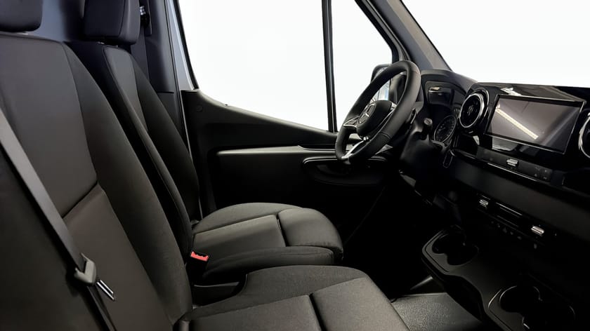 Bild 3 av Mercedes-Benz eSprinter 420 81 kWh SKÅP A2 PRO