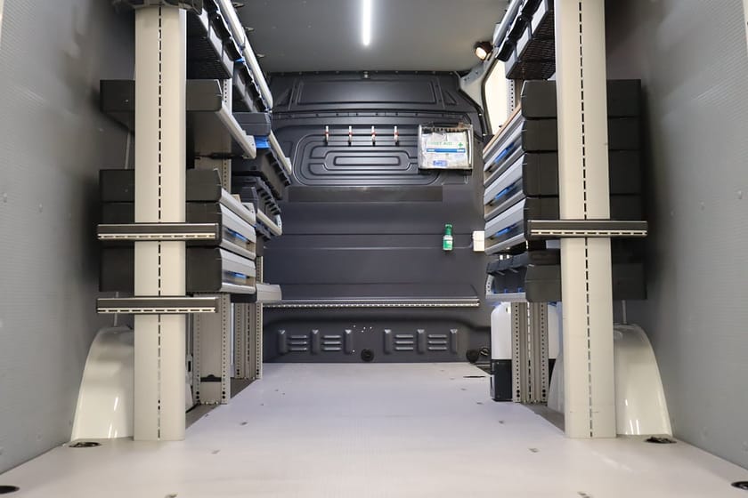 Bild 2 av Mercedes-Benz Sprinter 319 CDI 4x4 Skåpbil 190HK Maxi|Servicebil|SeUtr!