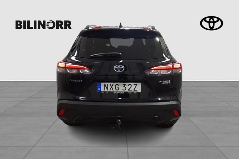 Bild 4 av Toyota Corolla Cross Hybrid AWD-i 2,0 STYLE DRAG V-HJUL