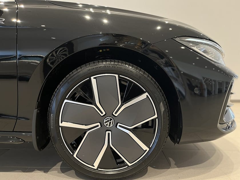 Bild 5 av Volkswagen Passat Variant eHybrid R-LINE 272 HK | DEMOBIL