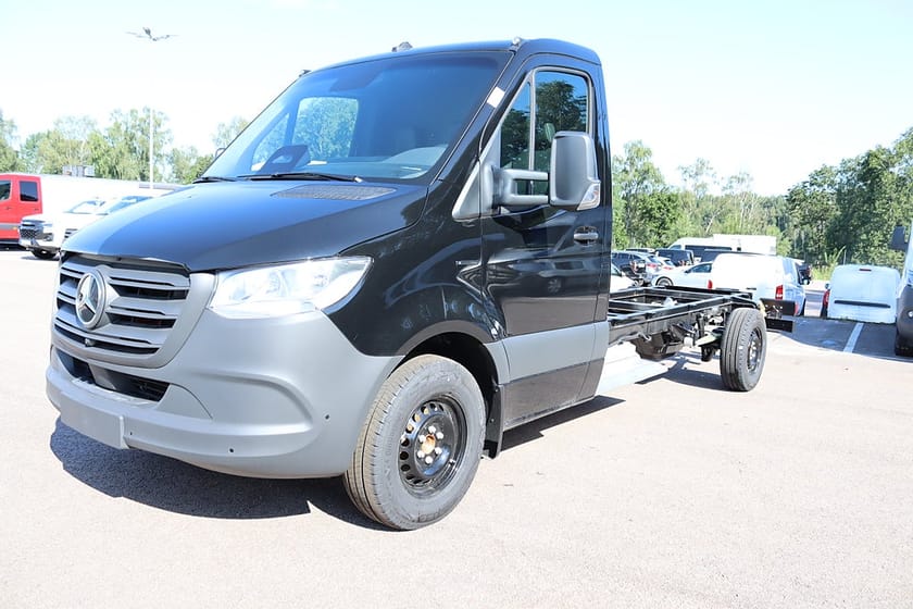 Bild 1 av Mercedes-Benz eSprinter 420 Chassi 81 kWh El