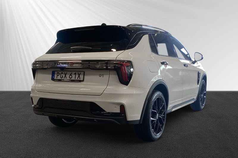 Lynk & Co 01 PHEV