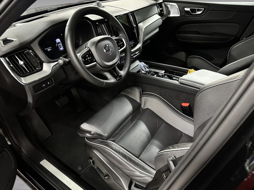 Bild 5 av Volvo XC60 T8 Plus Black Edition