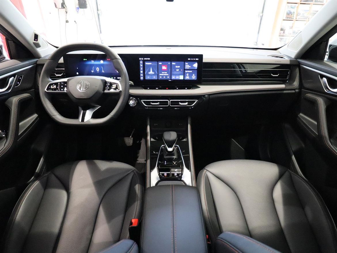 MG HS PHEV Automatic, 2-trins, 307ps, 2024