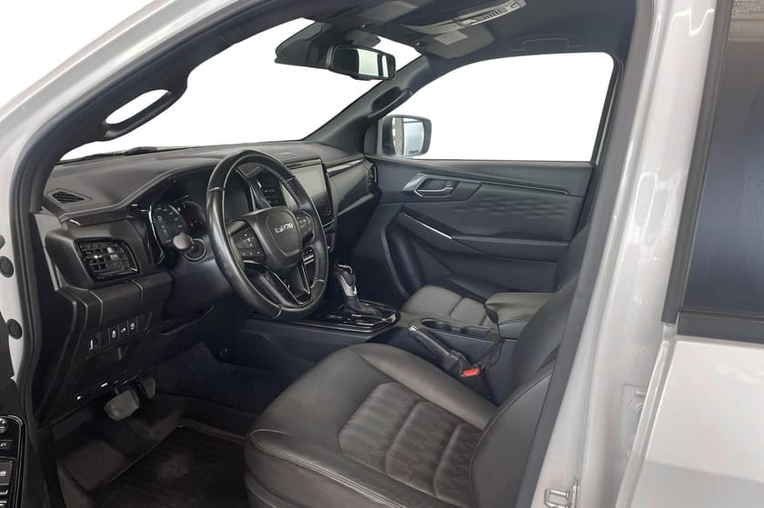 Bilde 5 av Isuzu D-Max Space Cab Facelift, Truxedo