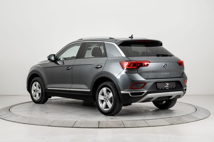 Bilde 5 av Volkswagen T-Roc 2,0 TDI 150hk Style 4MOTION ACC Krok Webasto Rattvarme