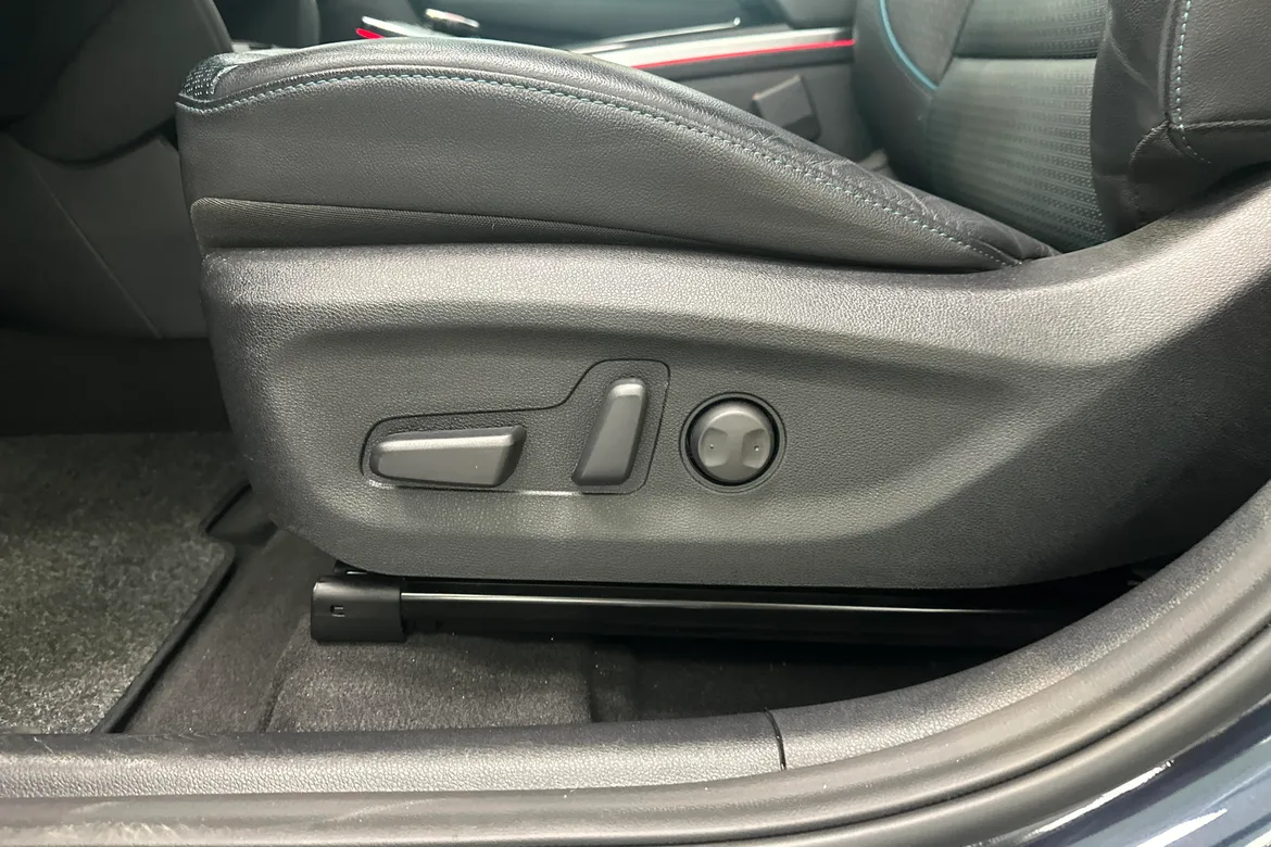 picture of a car