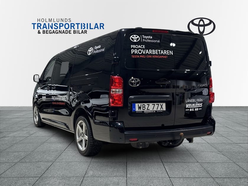 Bild 2 av Toyota Proace Crew Van L2 2.0 D-4D Premium 177HK V-Hjul Drag