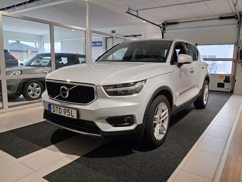Bild 1 av Volvo XC40 T5 RECHARGE PLUG IN HYBRID 262HK Momentum Aut