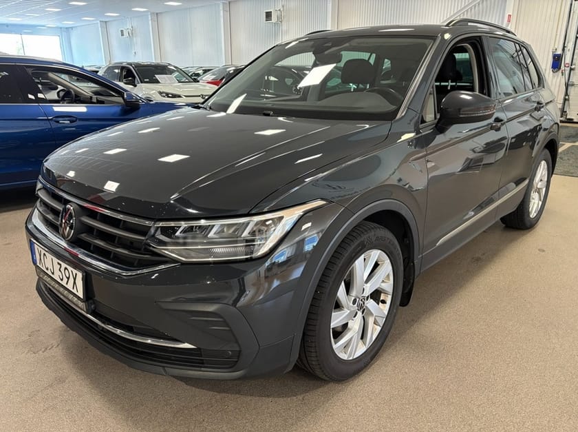 Bild 1 av Volkswagen Tiguan TSI 150 DSG drag/kamera/extraljus fram