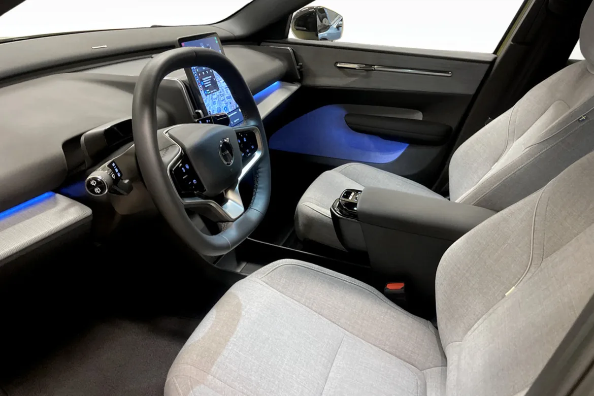 Volvo EX30 Single Motor Extended Range