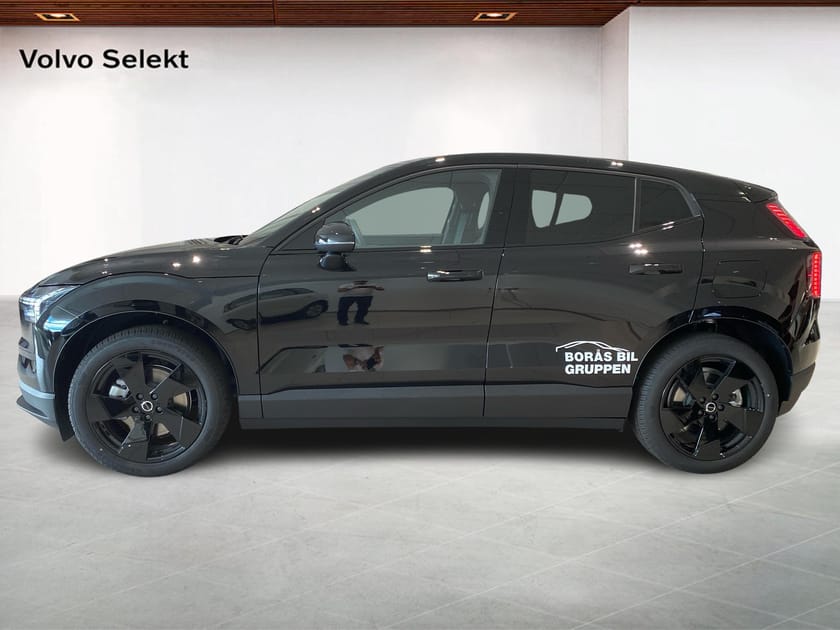 Bild 3 av Volvo EX30 P5 Long Range RWD Plus Black Edt - Demo