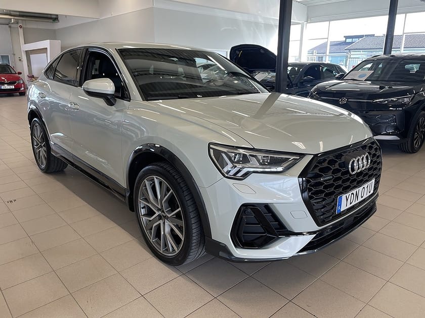 Bild 1 av Audi Q3 Sportback 40 TDI quattro 190HK S-line *SE SPEC*