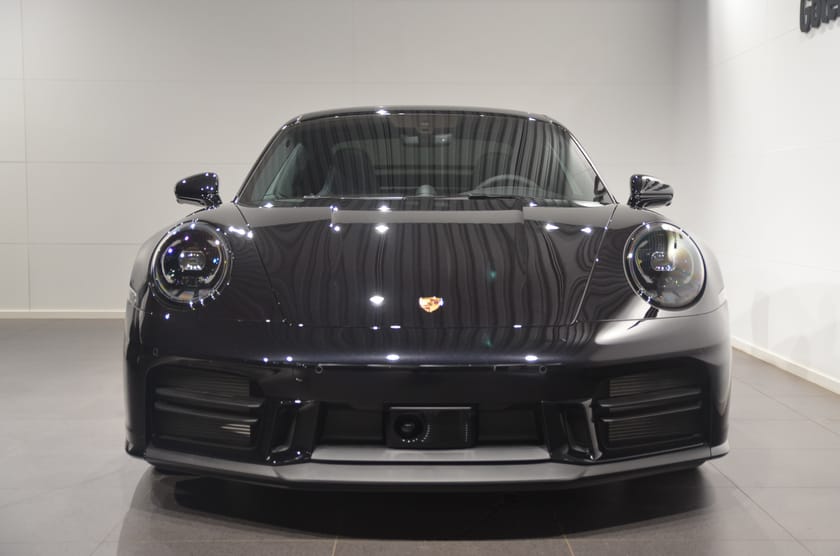 Bild 4 av Porsche 911 Carrera 992.2 / Aerokit