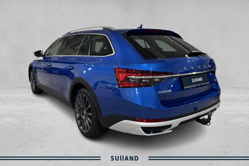 Bilde 3 av Škoda Superb Scout 200HK 4x4 AUTOMAT+KROK+WEBASTO+NAVI+KAMERA+DAB