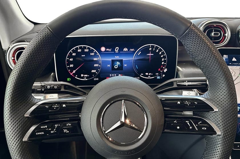 Bild 5 av Mercedes-Benz GLC 300 e 4MATIC AMG Line, Premium, Drag, Burmester, NightP