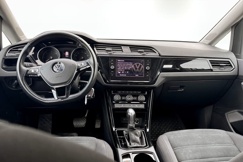 Bild 4 av Volkswagen Touran 7-seater 2.0 TDI DPF SCR DSG Sekventiell, 190hk