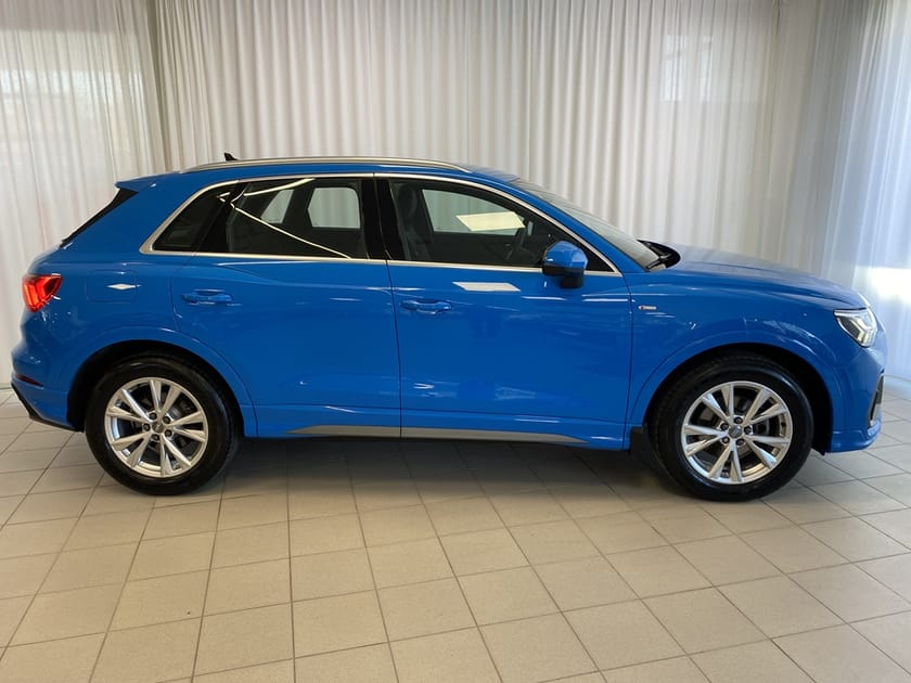 Bild 2 av Audi Q3 35 TFSI 150 HK S TRONIC S LINE